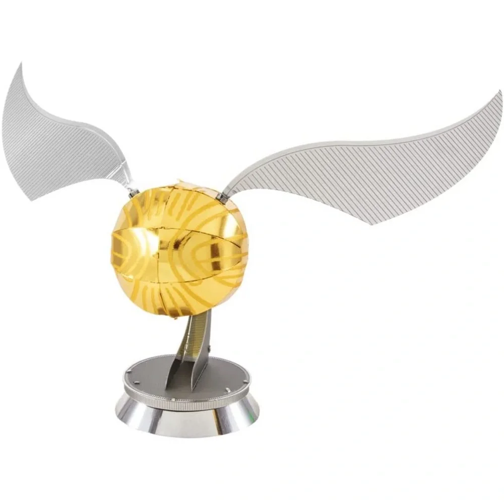 Harry Potter 2 kits NIB Hogwarts Express and Golden Snitch
